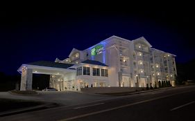 Holiday Inn Express Sevierville Pigeon Forge